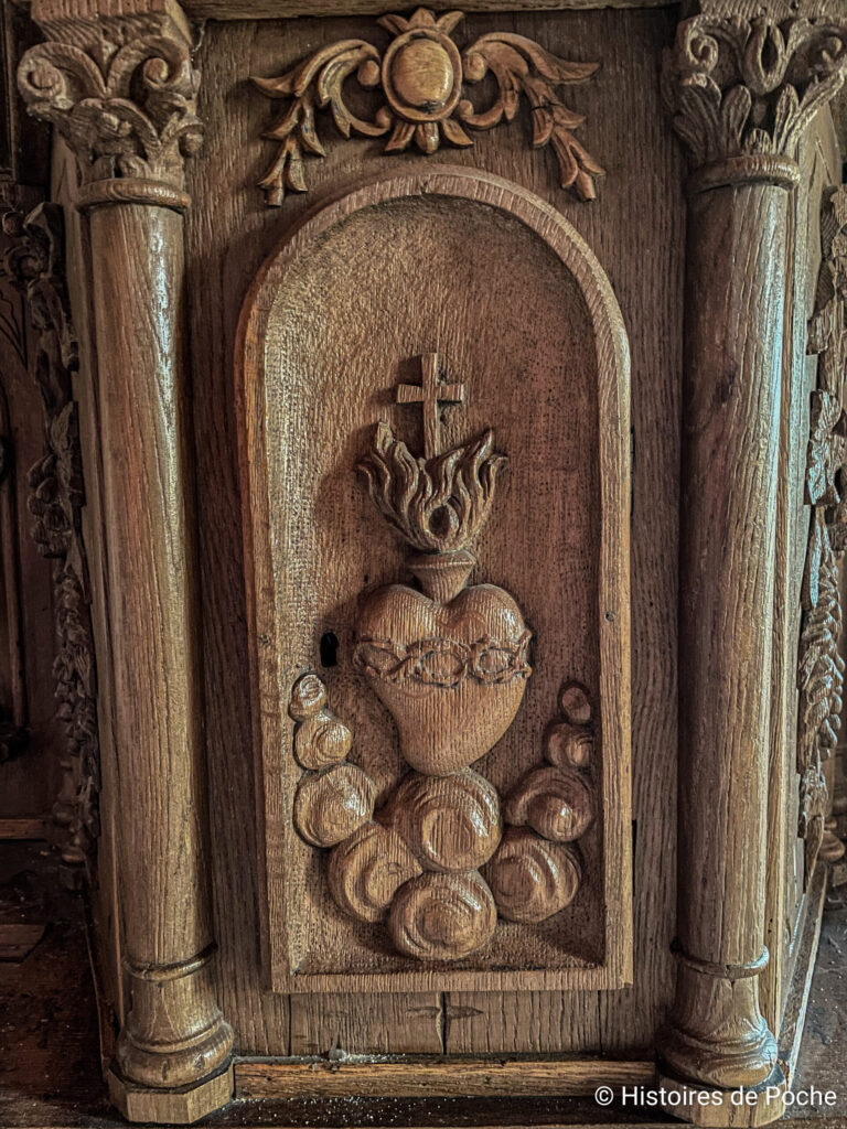 Statuette de la partie supérieure du maitre autel