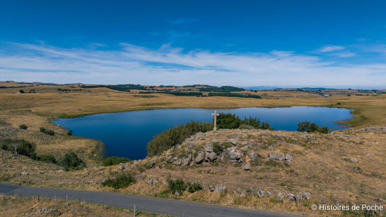 Lac et Croix de Saint-Andéol